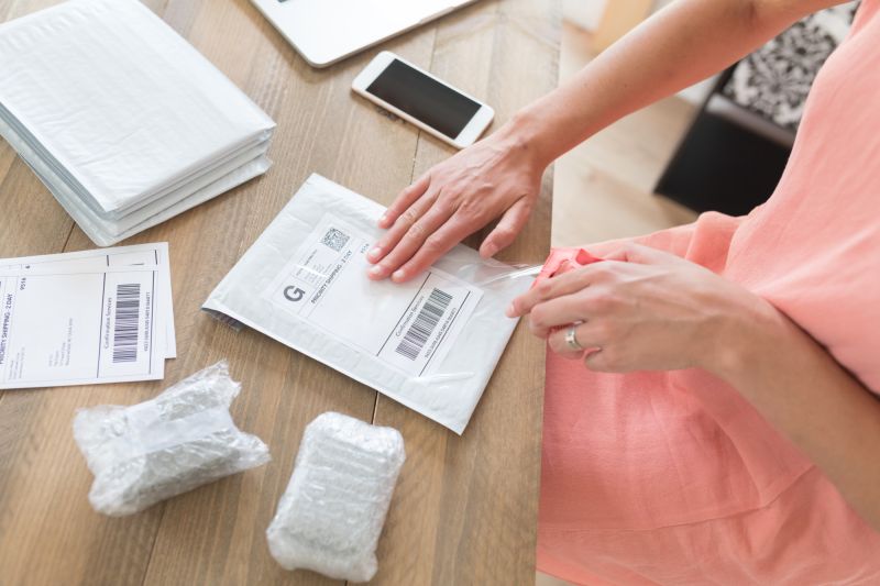 How Do Shipping Labels Work - High Quality Geometric Image - Retina